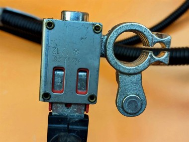 Провод стартера MERCEDES-BENZ E-класс W212/S212/C207/A207 рестайлинг (2013 - 2016) — Разборка Мерседес