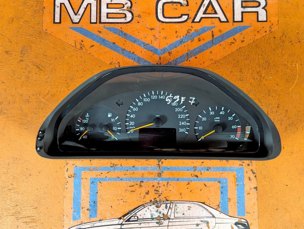 Щиток приборов MERCEDES-BENZ E-класс W210/S210 рестайлинг (1999 - 2003) E 200 2.0 MT (163 л.с.) фото 1 &mdash; Разборка Мерседес