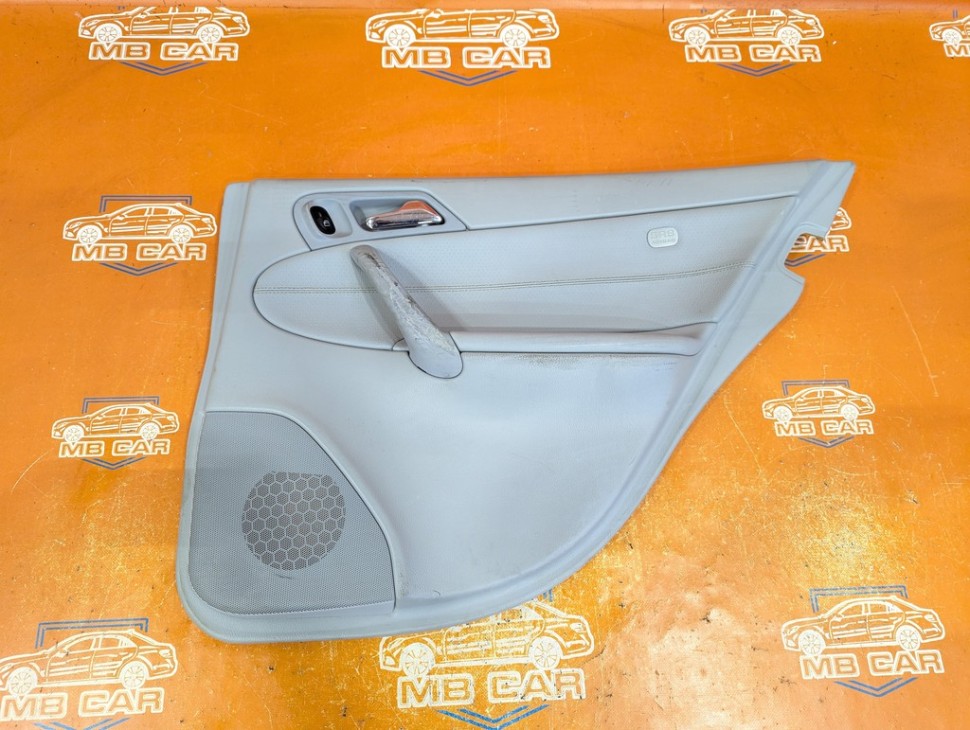 Карта двери задняя правая MERCEDES-BENZ C-класс W203/S203/CL203 (2000 - 2004) фото 1 — Разборка Мерседес