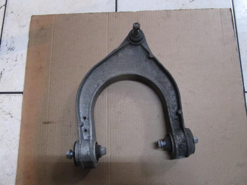 Рычаг передний верхний MERCEDES-BENZ E-класс W211/S211 (2002 - 2006) фото 1 — Разборка Мерседес