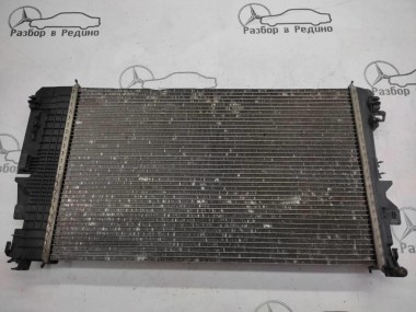 Радиатор MERCEDES-BENZ V-класс W639 (2003 - 2014) — Разборка Мерседес
