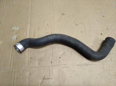 Патрубок радиатора MERCEDES-BENZ C-класс W203/S203/CL203 (2000 - 2004) — Разборка Мерседес