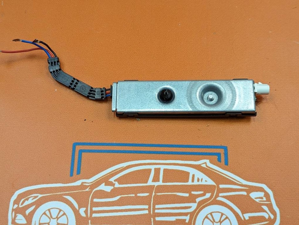 Усилитель антенны MERCEDES-BENZ S-класс AMG W222/C217/A217 (2013 - 2017) фото 1 — Разборка Мерседес