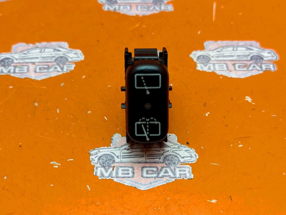 Кнопка MERCEDES-BENZ M-класс W163 рестайлинг (2001 - 2005) фото 1 — Разборка Мерседес