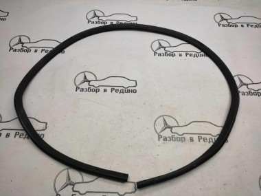 Уплотнитель капота MERCEDES-BENZ S-класс W221 (2005 - 2009) — Разборка Мерседес