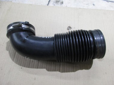 Патрубок воздушный MERCEDES-BENZ B-класс W246 (2011 - 2014) — Разборка Мерседес