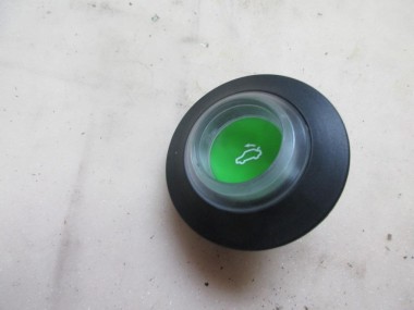 Кнопка закрытия багажника MERCEDES-BENZ C-класс W203/S203/CL203 рестайлинг (2004 - 2008) — Разборка Мерседес