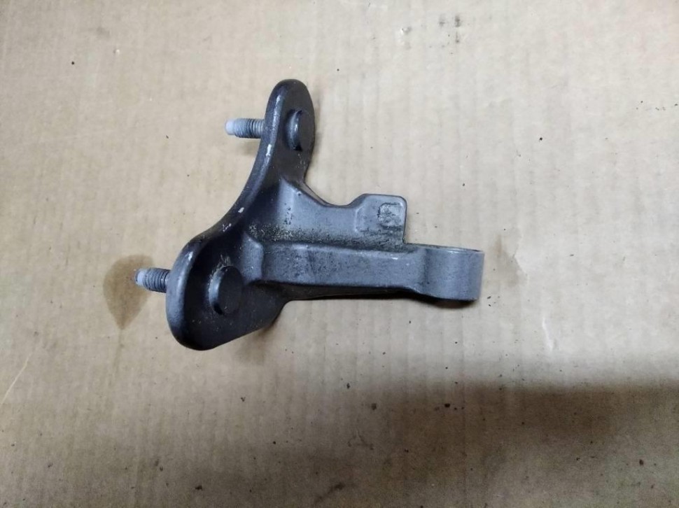 Петля двери MERCEDES-BENZ GLE-класс AMG W166 (2015 - 2019) фото 1 — Разборка Мерседес