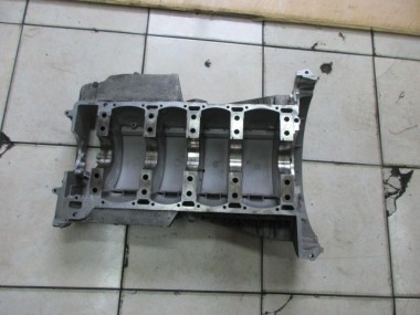 Постель коленвала MERCEDES-BENZ M-класс W163 рестайлинг (2001 - 2005) — Разборка Мерседес