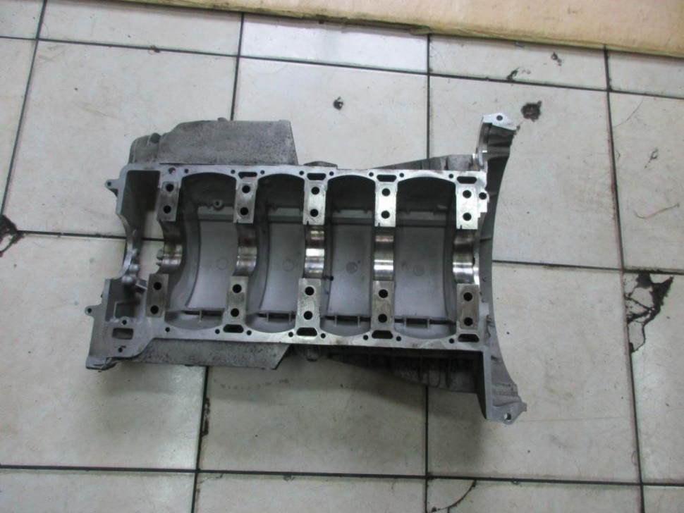 Постель коленвала MERCEDES-BENZ M-класс W163 рестайлинг (2001 - 2005) фото 1 — Разборка Мерседес