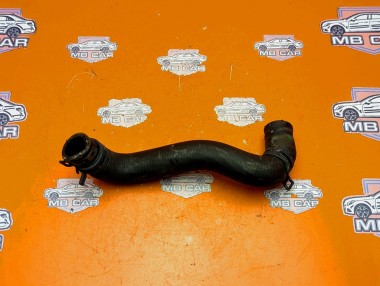 Патрубок ОЖ MERCEDES-BENZ A-класс W176 рестайлинг (2015 - 2018) — Разборка Мерседес