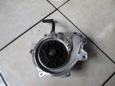 Помпа MERCEDES-BENZ GLC-класс X253 (2015 - 2019) — Разборка Мерседес