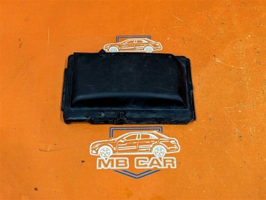 Крышка блока предохранителей MERCEDES-BENZ S-класс W220 рестайлинг (2002 - 2005) — Разборка Мерседес