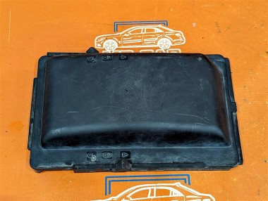 Крышка блока предохранителей MERCEDES-BENZ S-класс W220 рестайлинг (2002 - 2005) — Разборка Мерседес