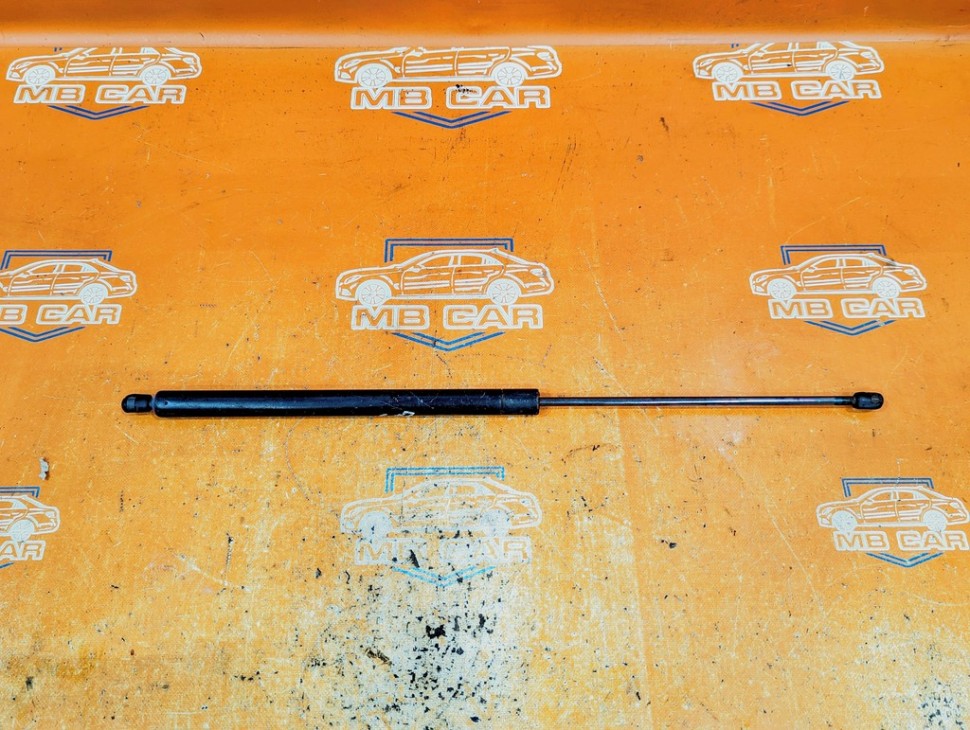 Амортизатор крышки багажника MERCEDES-BENZ Vito W638 (1996 - 2003) фото 1 — Разборка Мерседес