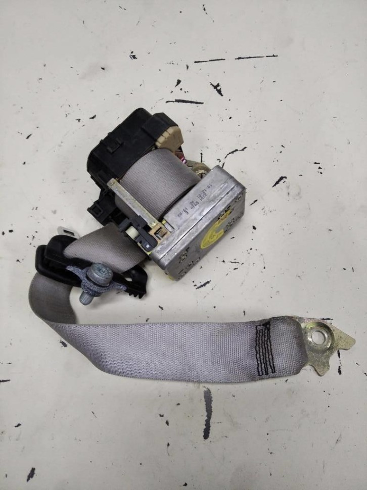 Ремень безопасности задний правый MERCEDES-BENZ S-класс W220 рестайлинг (2002 - 2005) фото 1 — Разборка Мерседес