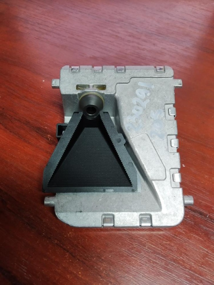 Камера многофункциональная MERCEDES-BENZ C-класс AMG W205/S205/C205/A205 (2014 - 2018) фото 1 — Разборка Мерседес