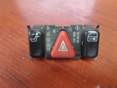 Кнопка аварийной сигнализации MERCEDES-BENZ E-класс W210/S210 рестайлинг (1999 - 2003) — Разборка Мерседес
