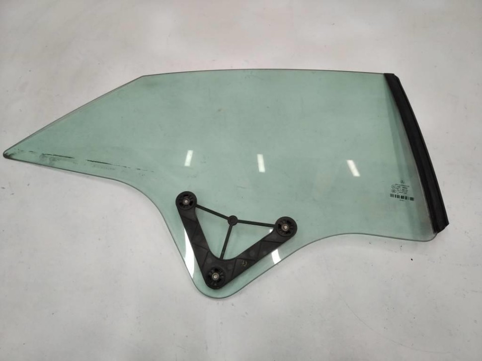 Стекло заднее правое MERCEDES-BENZ E-класс W212/S212/C207/A207 (2009 - 2013) фото 1 — Разборка Мерседес