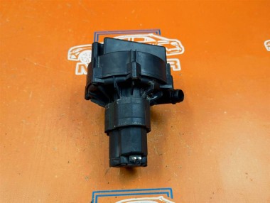 Продувка катализатора MERCEDES-BENZ S-класс W220 (1998 - 2005) — Разборка Мерседес