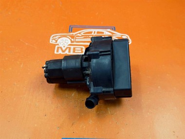 Продувка катализатора MERCEDES-BENZ S-класс W220 (1998 - 2005) — Разборка Мерседес