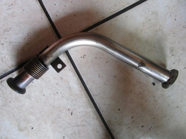 Трубка рециркуляции ОГ MERCEDES-BENZ Sprinter W901-905 (1995 - 2006) — Разборка Мерседес