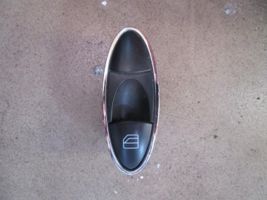 Кнопка стеклоподъемников MERCEDES-BENZ E-класс W211/S211 (2002 - 2006) — Разборка Мерседес