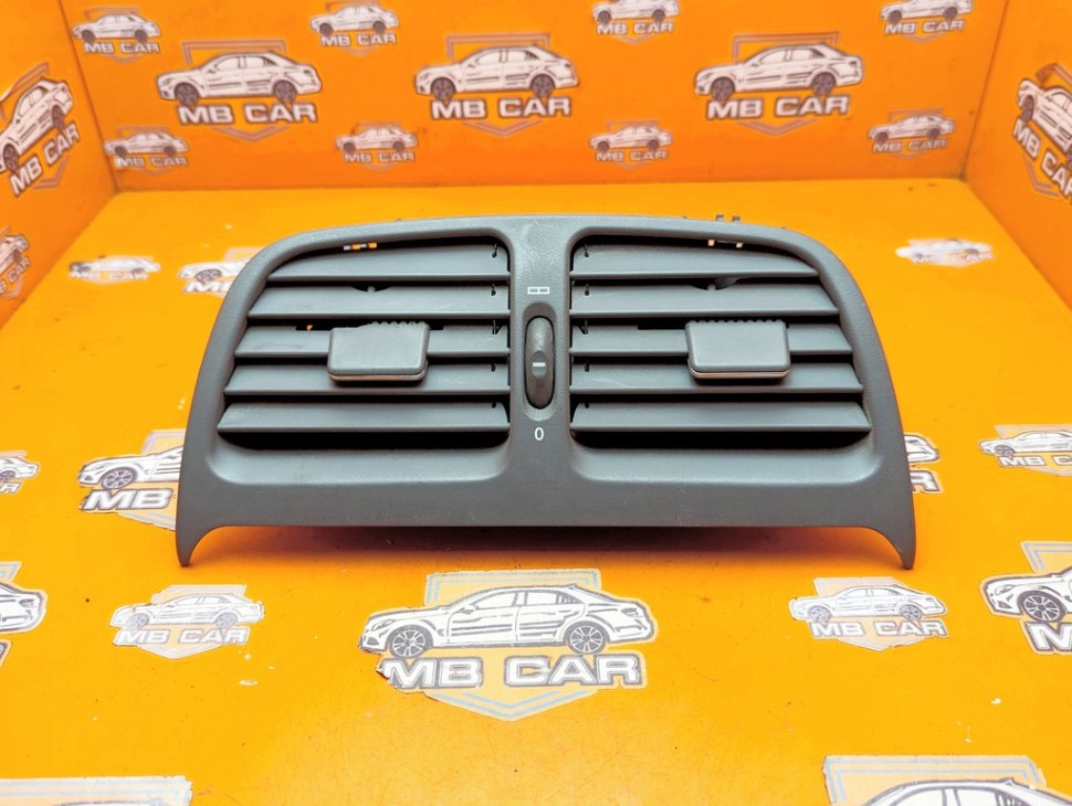 Воздуховод центральный MERCEDES-BENZ CLK-класс C208/W208 (1997 - 2000) фото 1 — Разборка Мерседес