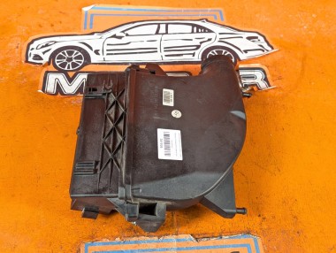 Корпус воздушного фильтра MERCEDES-BENZ X-класс I (2017 - 2020) &mdash; Разборка Мерседес