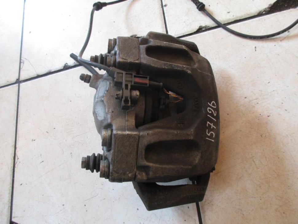 Суппорт передний правый MERCEDES-BENZ E-класс W212/S212/C207/A207 (2009 - 2013) фото 1 — Разборка Мерседес