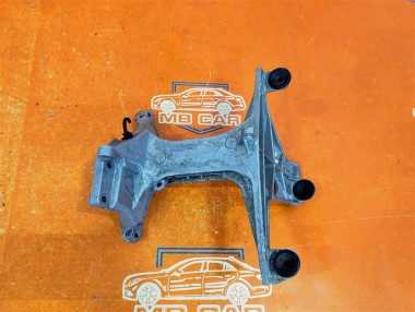 Кронштейн интеркуллера MERCEDES-BENZ GLC-класс X253 (2015 - 2019) — Разборка Мерседес