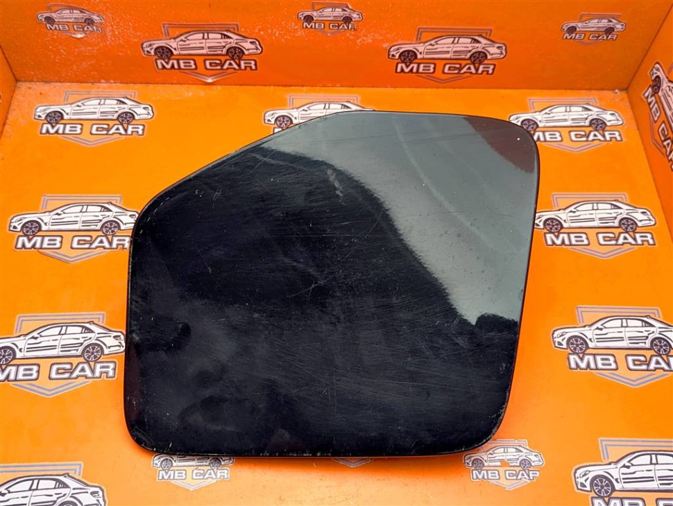 Лючок топливного бака MERCEDES-BENZ X-класс I (2017 - 2020) фото 1 — Разборка Мерседес