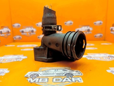 Фланец системы охлаждения MERCEDES-BENZ GL-класс X166 (2012 - 2016) — Разборка Мерседес