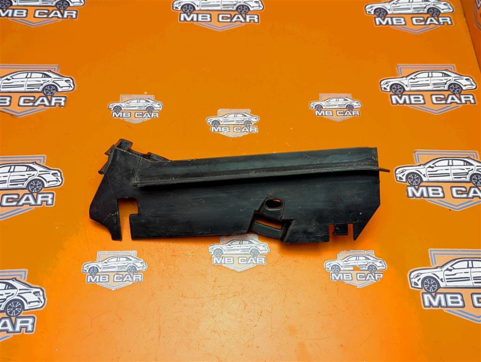 Уплотнитель моторного отсека MERCEDES-BENZ GLE-класс V167 (2018 - 2024) фото 1 — Разборка Мерседес