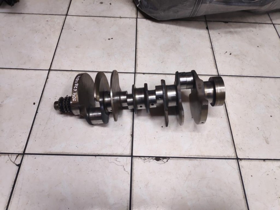 Коленвал MERCEDES-BENZ S-класс W220 (1998 - 2005) фото 1 — Разборка Мерседес
