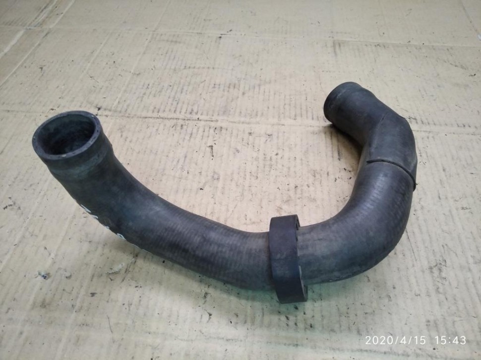 Патрубок радиатора MERCEDES-BENZ E-класс W210/S210 (1995 - 1999) фото 1 — Разборка Мерседес