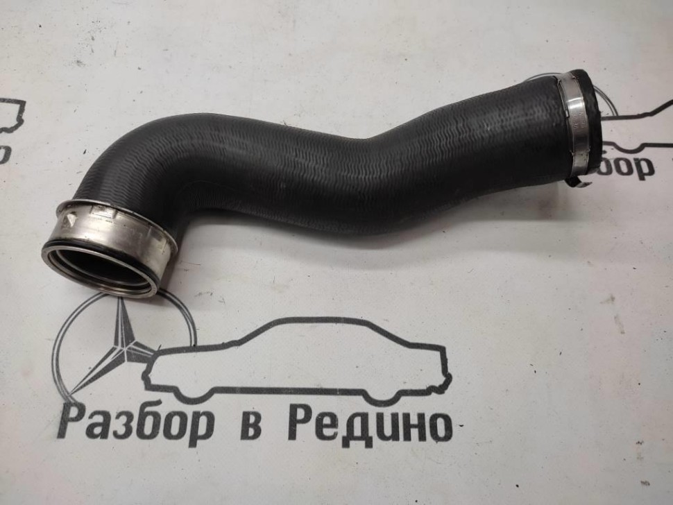 Патрубок интеркулера MERCEDES-BENZ M-класс W164 рестайлинг (2008 - 2011) фото 1 — Разборка Мерседес