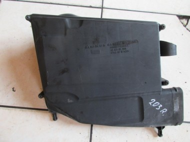 Корпус воздушного фильтра MERCEDES-BENZ C-класс W203/S203/CL203 рестайлинг (2004 - 2008) — Разборка Мерседес