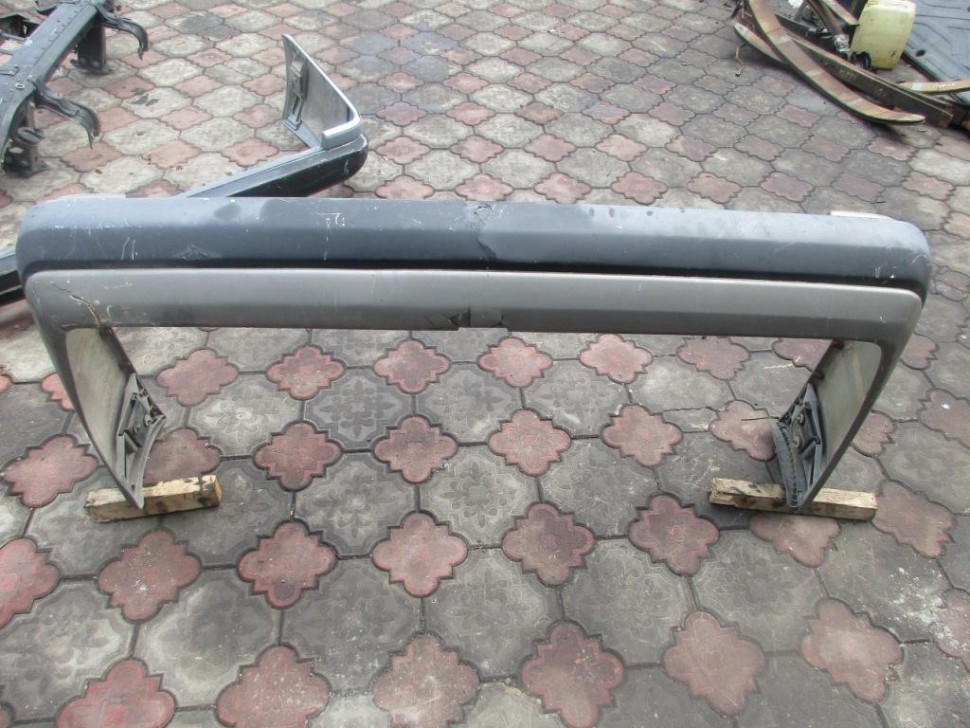 Бампер задний MERCEDES-BENZ W124 W124/S124/C124/A124 (1984 - 1993) фото 1 &mdash; Разборка Мерседес