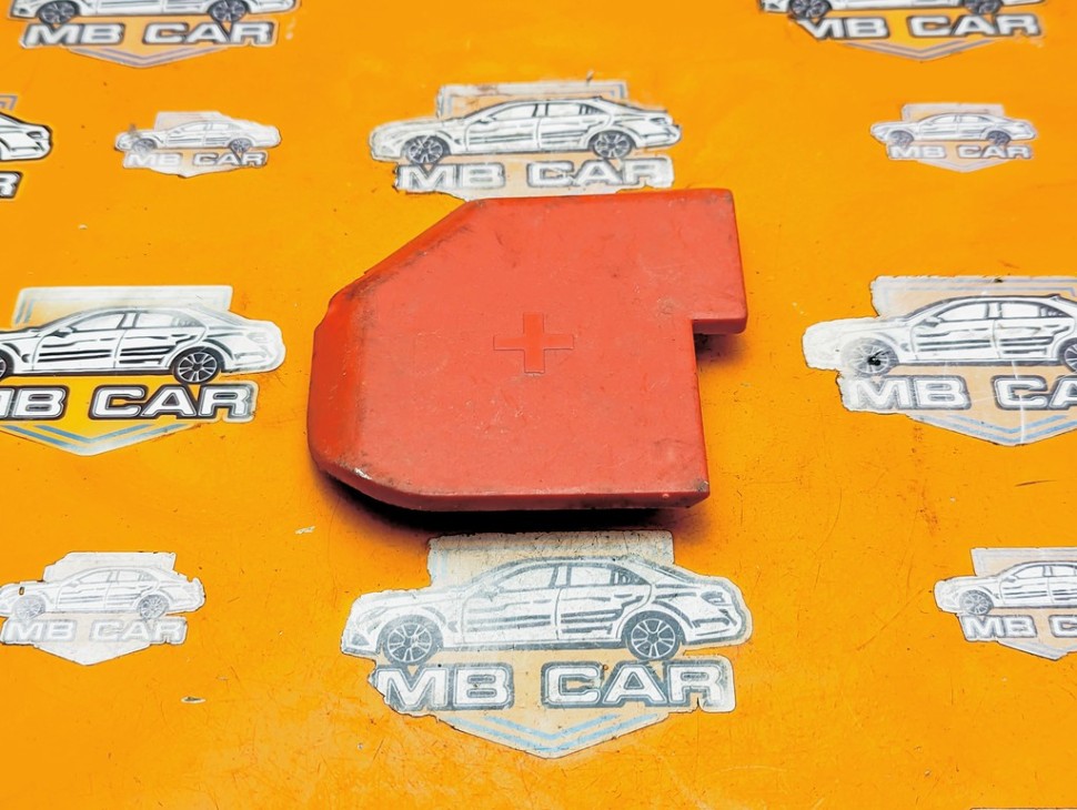 Крышка АКБ MERCEDES-BENZ C-класс W205/S205/C205/A205 (2014 - 2018) фото 1 &mdash; Разборка Мерседес