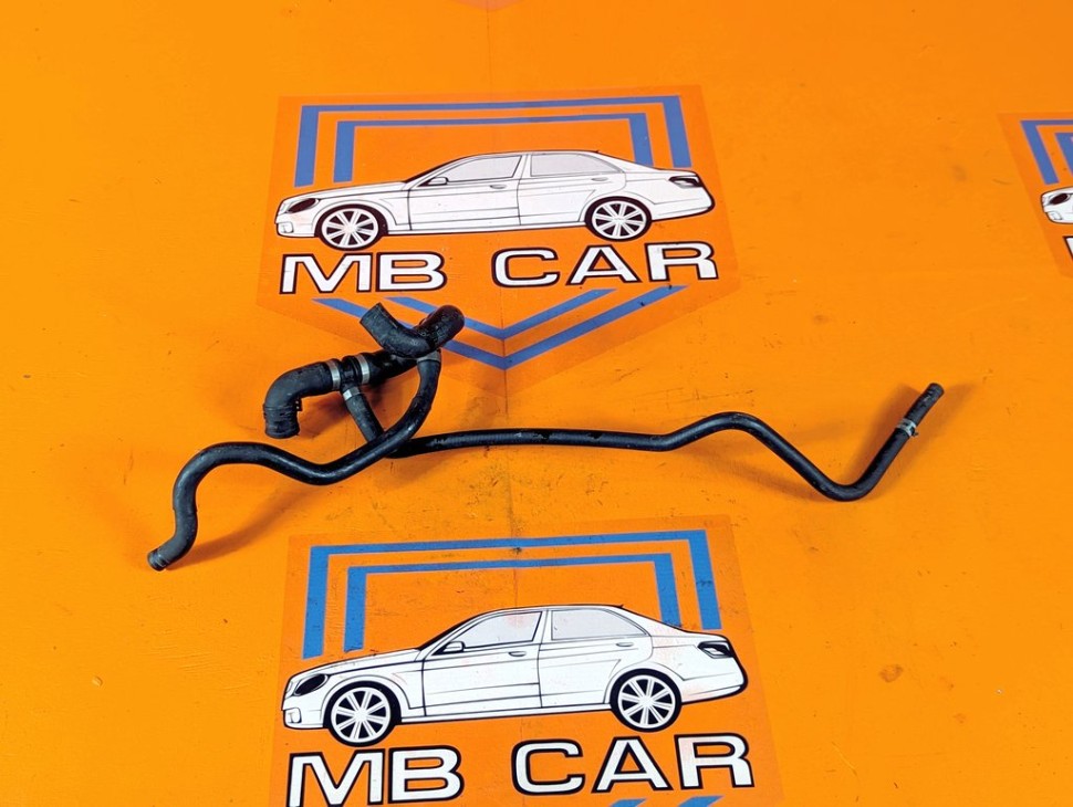 Патрубок ОЖ MERCEDES-BENZ A-класс W168 рестайлинг (2001 - 2004) A 170 1.7 AT (95 л.с.) фото 1 &mdash; Разборка Мерседес