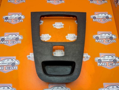 Накладка консоли (борода) MERCEDES-BENZ GLE-класс V167 (2018 - 2024) — Разборка Мерседес
