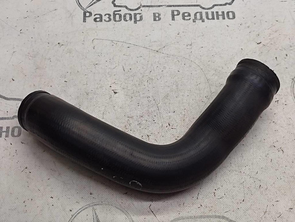 Патрубок интеркулера MERCEDES-BENZ V-класс W639 (2003 - 2014) фото 1 — Разборка Мерседес