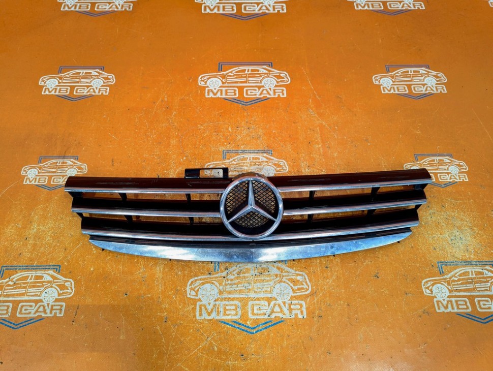 Решетка радиатора MERCEDES-BENZ A-класс W169 (2004 - 2008) фото 1 — Разборка Мерседес