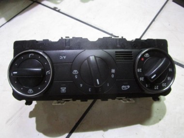 Панель управления климатом MERCEDES-BENZ A-класс W169 рестайлинг (2008 - 2012) — Разборка Мерседес