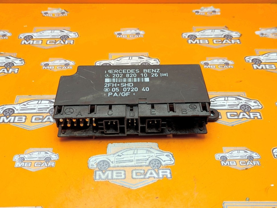 Блок комфорта MERCEDES-BENZ E-класс W124/S124/C124/A124 (1984 - 1997) фото 1 — Разборка Мерседес