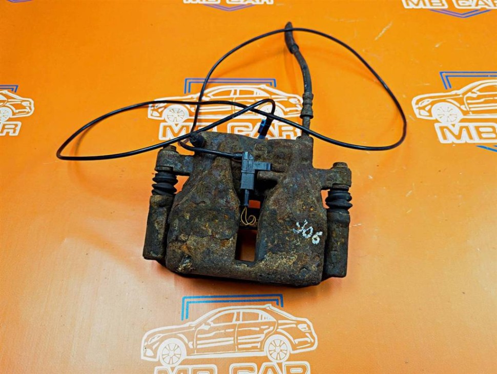 Суппорт задний правый MERCEDES-BENZ Sprinter W906 (2006 - 2019) фото 1 &mdash; Разборка Мерседес