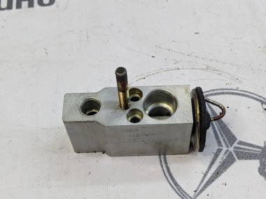 Клапан расширительный MERCEDES-BENZ M-класс W163 (1997 - 2001) — Разборка Мерседес