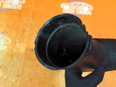 Патрубок воздушный MERCEDES-BENZ S-класс W220 (1998 - 2005) — Разборка Мерседес