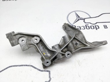 Кронштейн MERCEDES-BENZ C-класс W204/S204 (2006 - 2011) — Разборка Мерседес